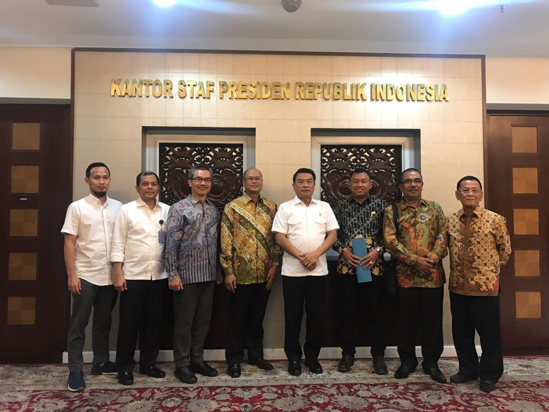 Dr.Ir. Andi Tamsil,MS Mendampingi Pengurus Shrimp Club INDONESIA (SCI) Ke Kepala Staf Kepresidenan RI Jend TNI (Purn) Moeldoko di Istana Presiden