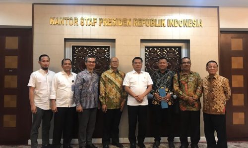 Dr.Ir. Andi Tamsil,MS Mendampingi Pengurus Shrimp Club INDONESIA (SCI) Ke Kepala Staf Kepresidenan RI Jend TNI (Purn) Moeldoko di Istana Presiden