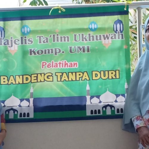 Dosen Fakultas Perikanan dan Ilmu Kelautan UMI memberi Pelatihan Bandeng Tanpa Duri